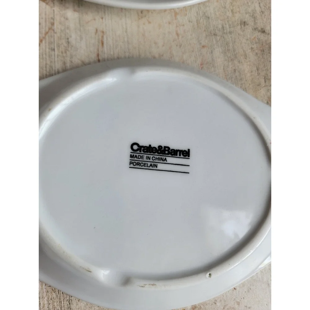 Crate Barrel white small porcelain under bowl plate oblong set‎ kitchen